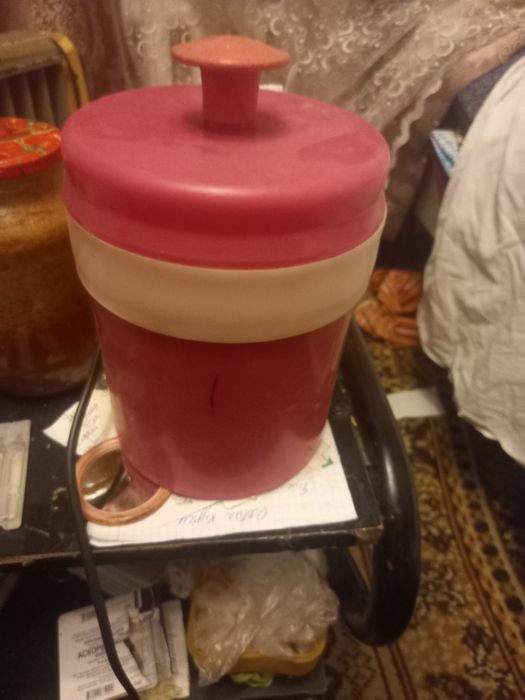 Скороварка ва блендер сотилади