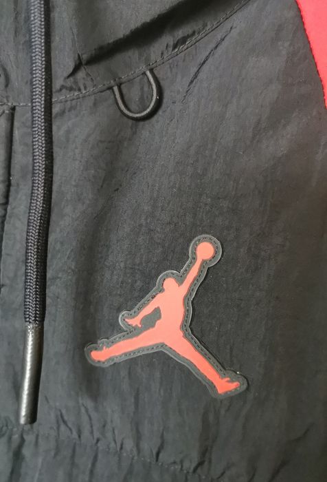 Яке Nike Jordan Essentials Puffer Jacket Men's Black Red DA9806-010