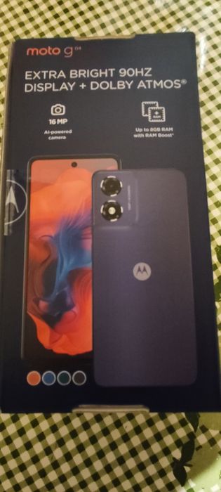 Motorola g04.дисплей 6.56 инча.Зарядно.