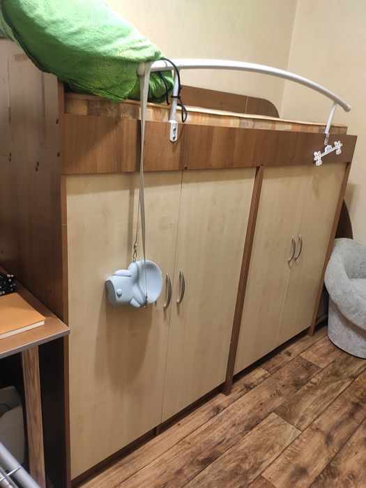 Продам мебель в детскую комнату