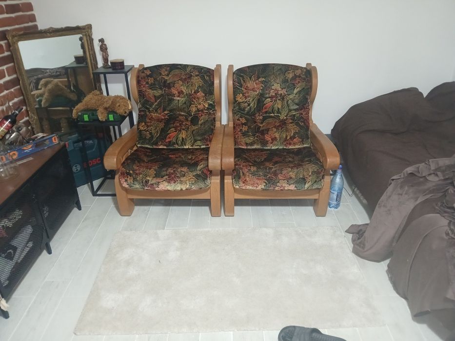 Set canapea și doua fotoli