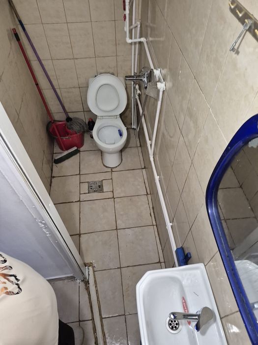 Garsoniera canta la bulevard