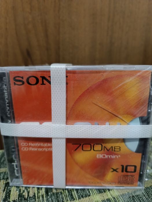 Кассета  SONY cd-rш, CD- ReWritable.  CD Reinscriptible,   700 МВ/ 80