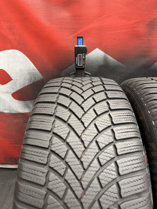 215 55 17, Зимни гуми, Bridgestone BlizzakLM005, 2 броя