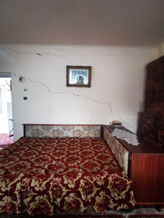 Casa la țară cu gradina