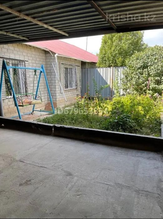 Продаётся дом или обмен на мобиле 4комнат +-