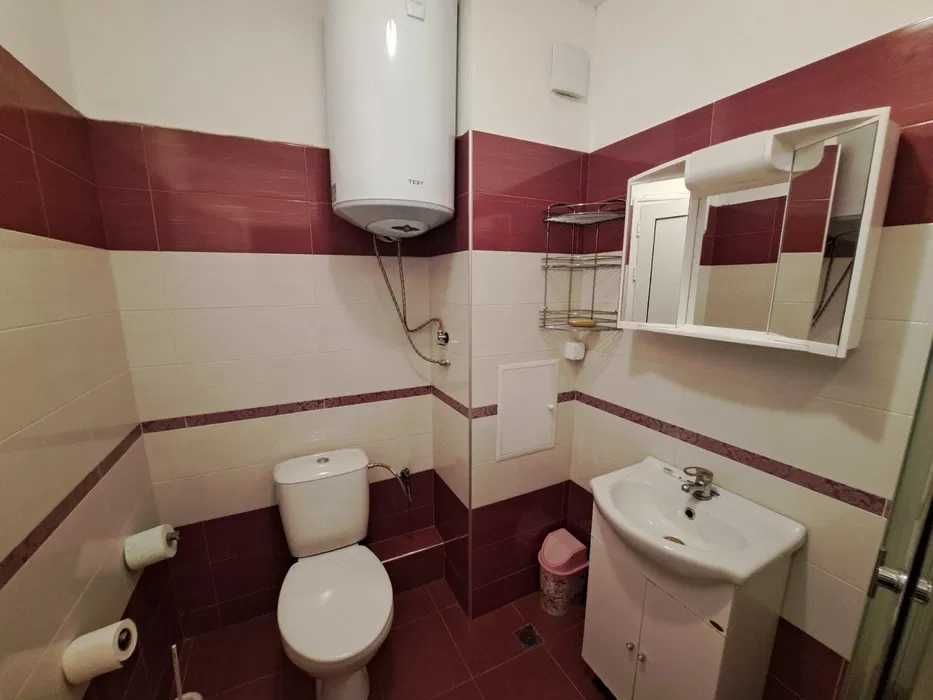 Дава се под наем Двустаен апартамент в София, Хиподрума - 70 кв.м за 498.27 € - Снимка #1