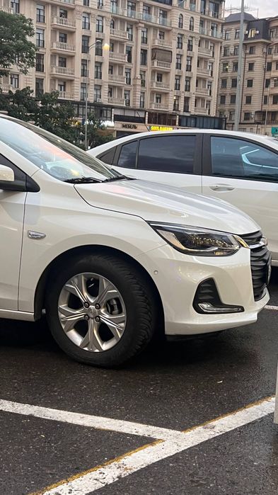 Chevrolet Onix Premier 2 Turbo AT PLUS