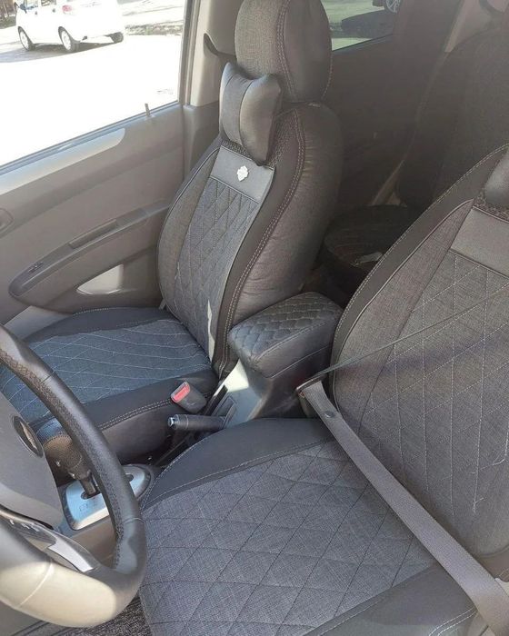 spark style tomi qora