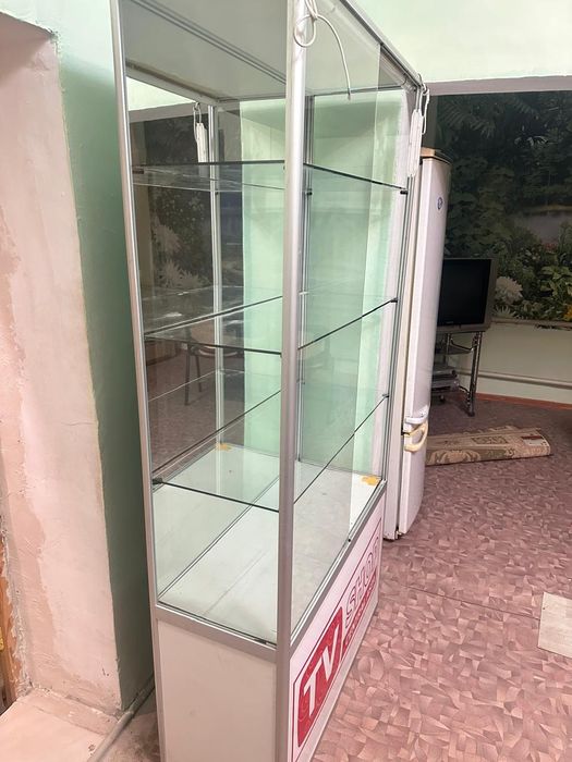 Витрина стилаж стеклянная