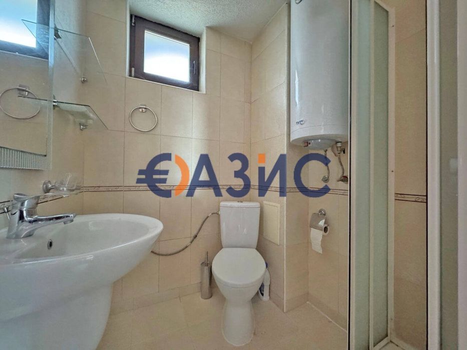 Продава се Двустаен апартамент в с. Кошарица, Област Бургас - 70 кв.м за 856 €/кв.м - Снимка #9