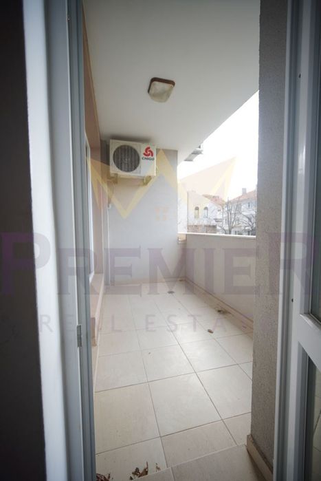 Продава се Двустаен апартамент в Поморие - 70 кв.м за 991 €/кв.м - Снимка #6