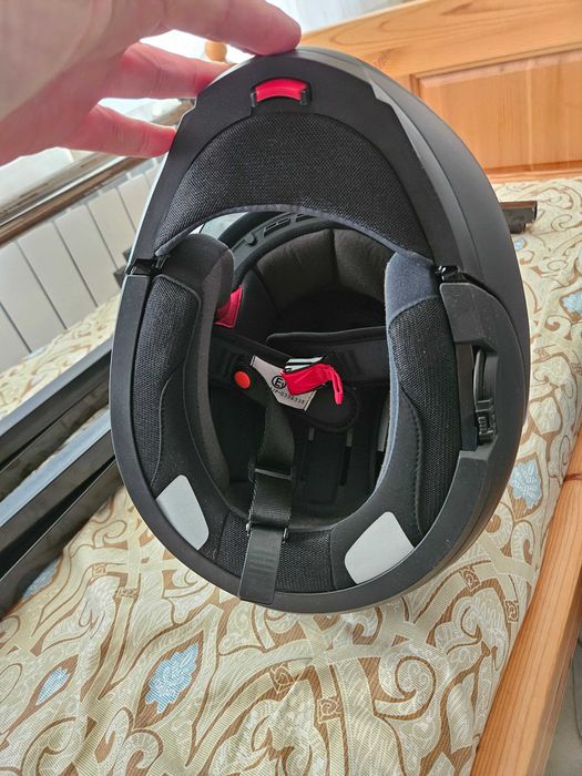 Нова Каска CRIVIT