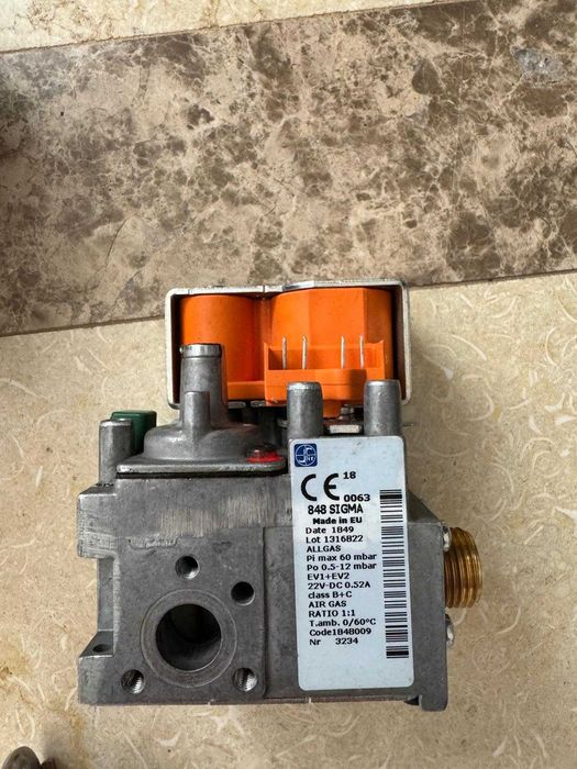 Dezmembrez centrala Vaillant Ecotec Pure VUW 286/7-2 26.1 kW
