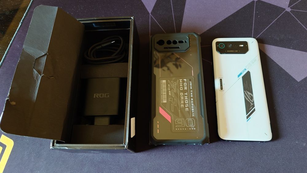 Vând Asus Rog Phone 6