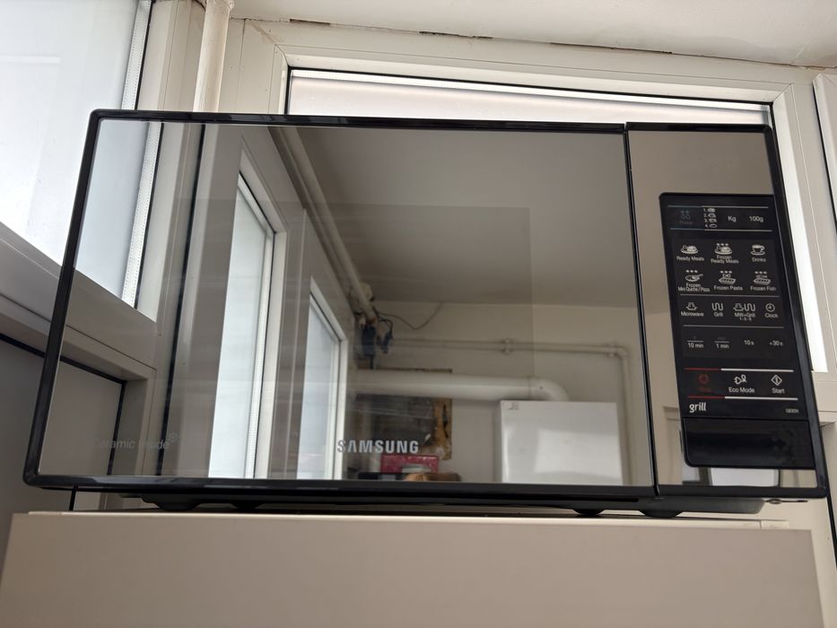 Cuptor cu microunde Samsung