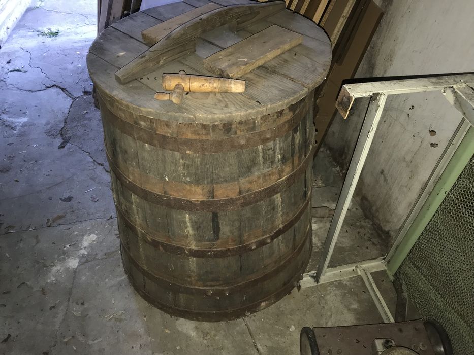 Дъбова каца 220 литра