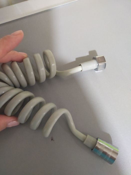 Гибкий шланг для душа