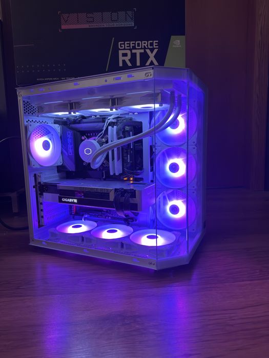 Мощен компютър/ I9 13900K/Водно/32GB/RTX 3090 24GB/2TB SSD