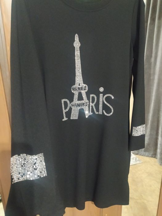 Платья и блузки женские