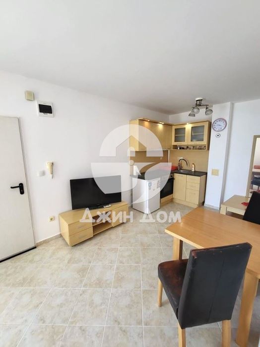 Продава се Двустаен апартамент в с. Кошарица, Област Бургас - 46 кв.м за 610 €/кв.м - Снимка #1