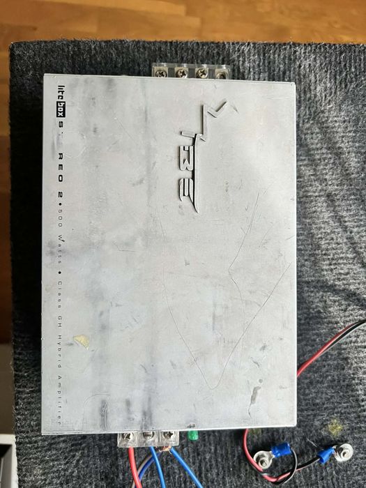 Subwoofer DD Audio Redline 500 (8") + Stație Vibe LiteBox 250w rms