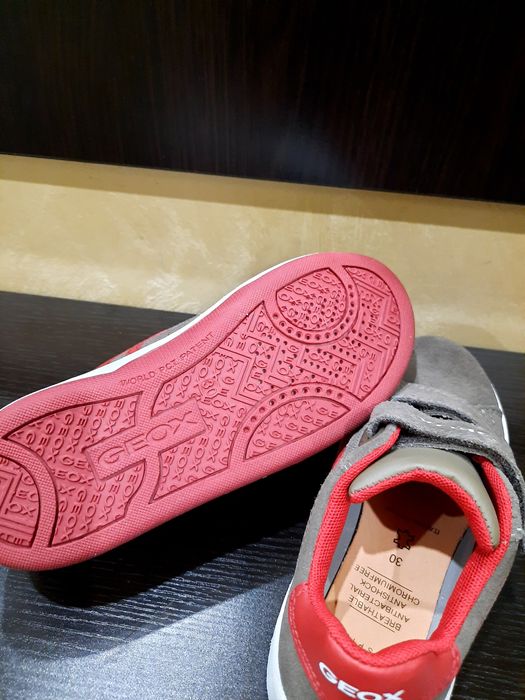 Geox нови от естествена кожа