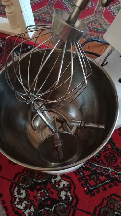 Kafolat bilan ishlamagan