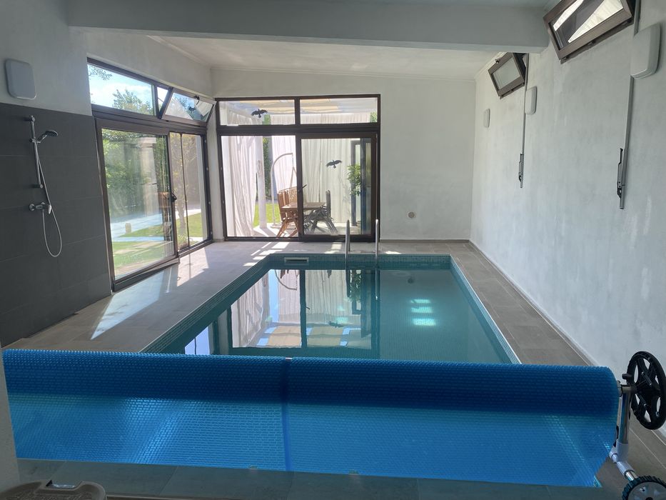 Casa cu piscina Gradiste