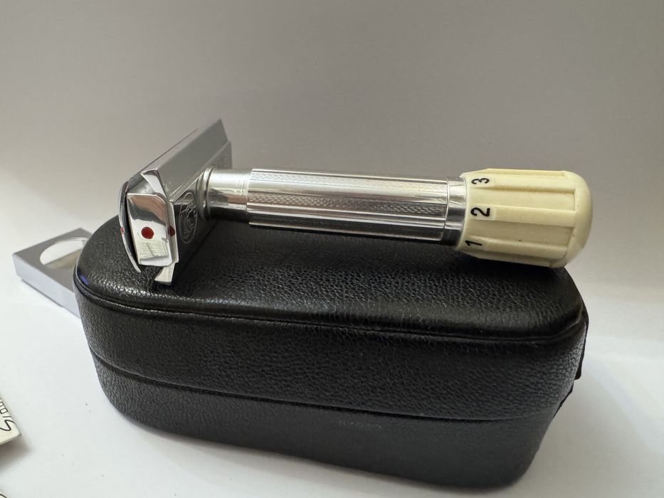 Ultra rar! Aparat de ras Apollo Mikron Solingen Germany. NOS.