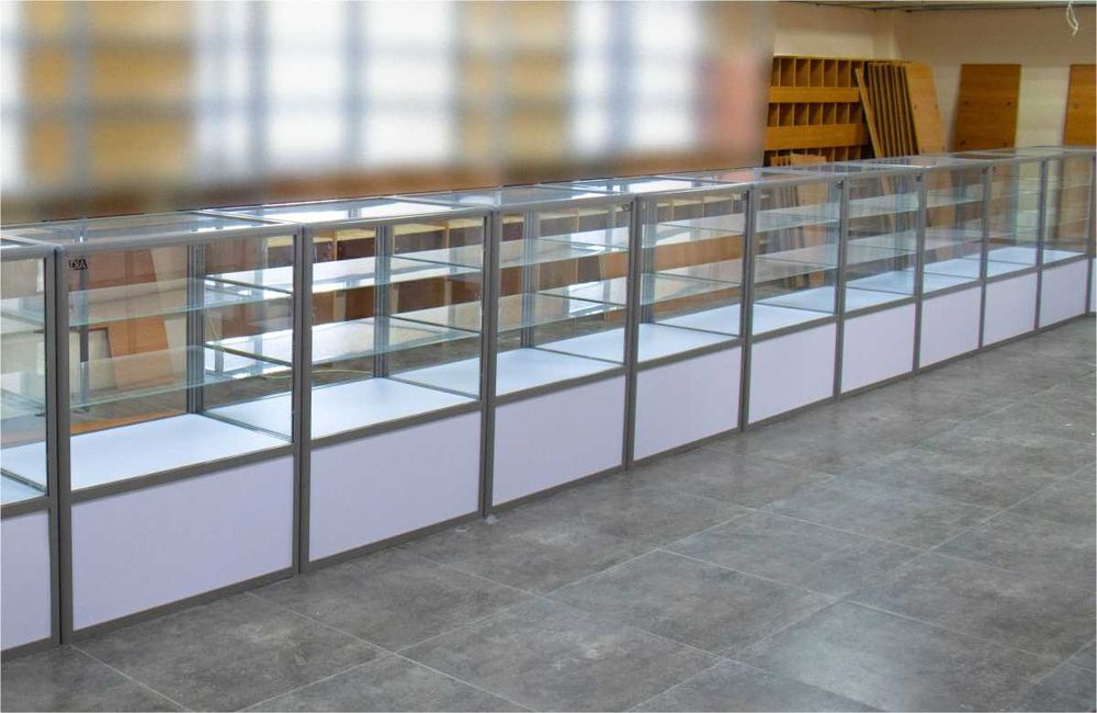 Oynaly prilavkalar, Акция,  savdo uskunalari vitrinalar stellajlar