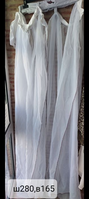 Голям лот от тънки пердета и балдахини