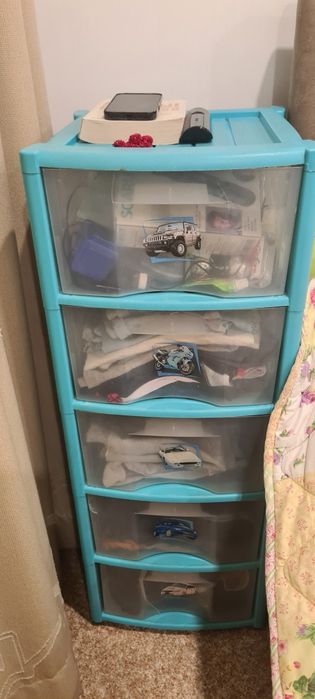 Этажерка для детских вещей