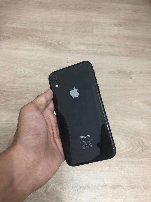 Срочно iPhone Xr на 64гб