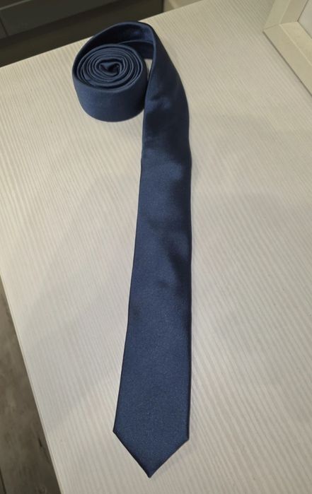 Cravata slim albastra