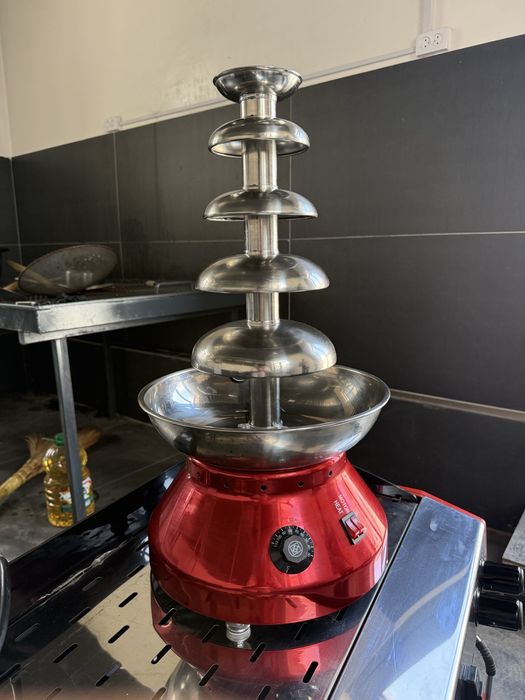 5 qavatli shokolad fontani (Chocolate Fountain) – Yangi