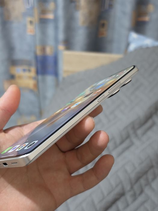 Redmi note 13 pro+ 5G 12/256 GB