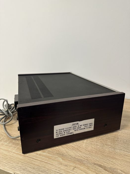 Hitachi ia-1000 amplificator/ staţie echitatie