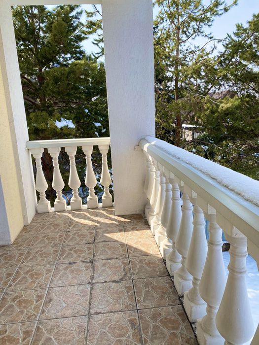 Продается 6 комнатный дом