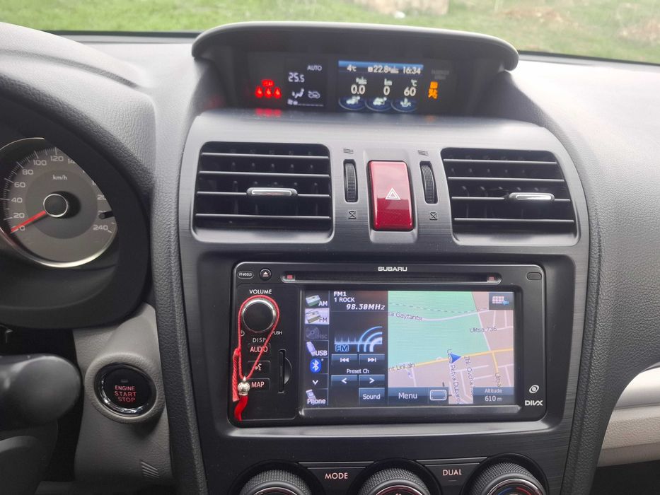 Продавам Subaru Forester 2,0 150 2013 г., газ, в отлично състояние.