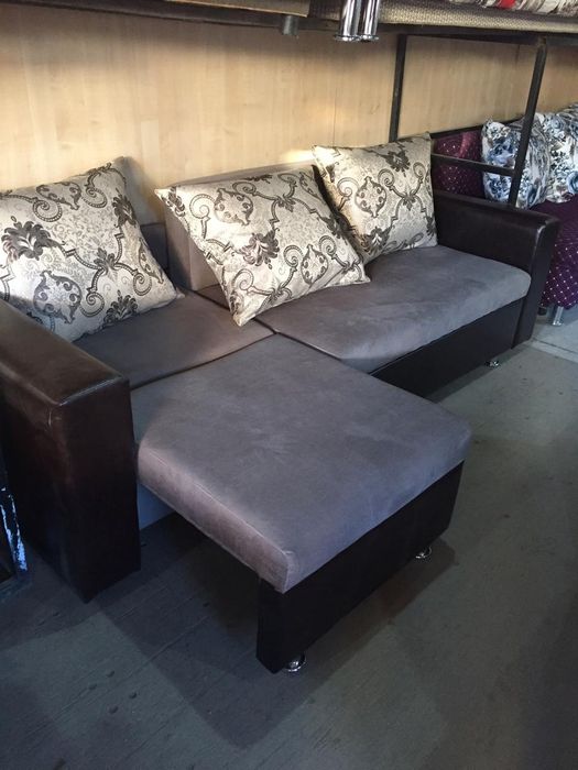 Перетяжка мебели