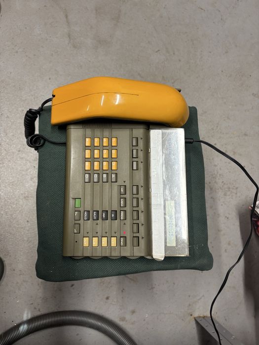 телефонна централа Alcatel