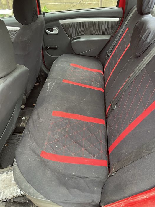 Logan 2010 1.2 benzina