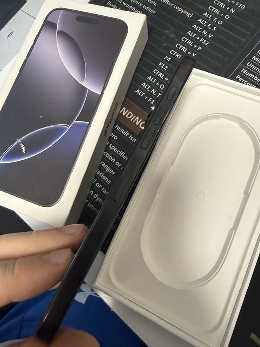 iPhone 16 Pro Max 256GB Baterie 96%