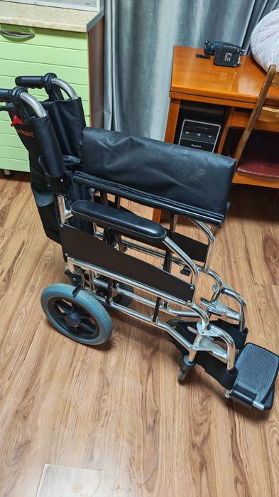 Продам кресло инвалидное