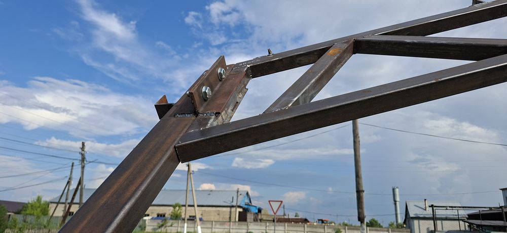 Срочно!!!Каркас гаража металлический