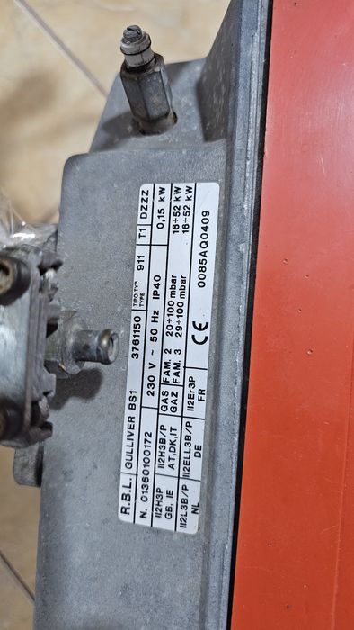 Arzator Riello gulliver BS1 și multibloc gaz Dungs