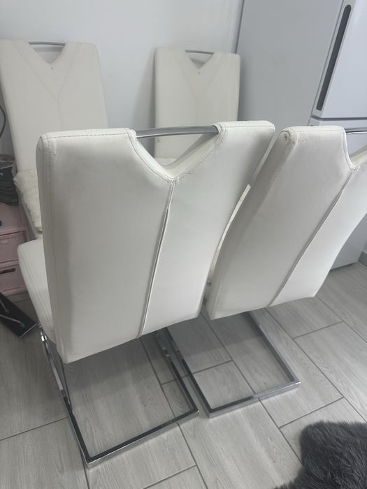Scaune living sau bucatarie
