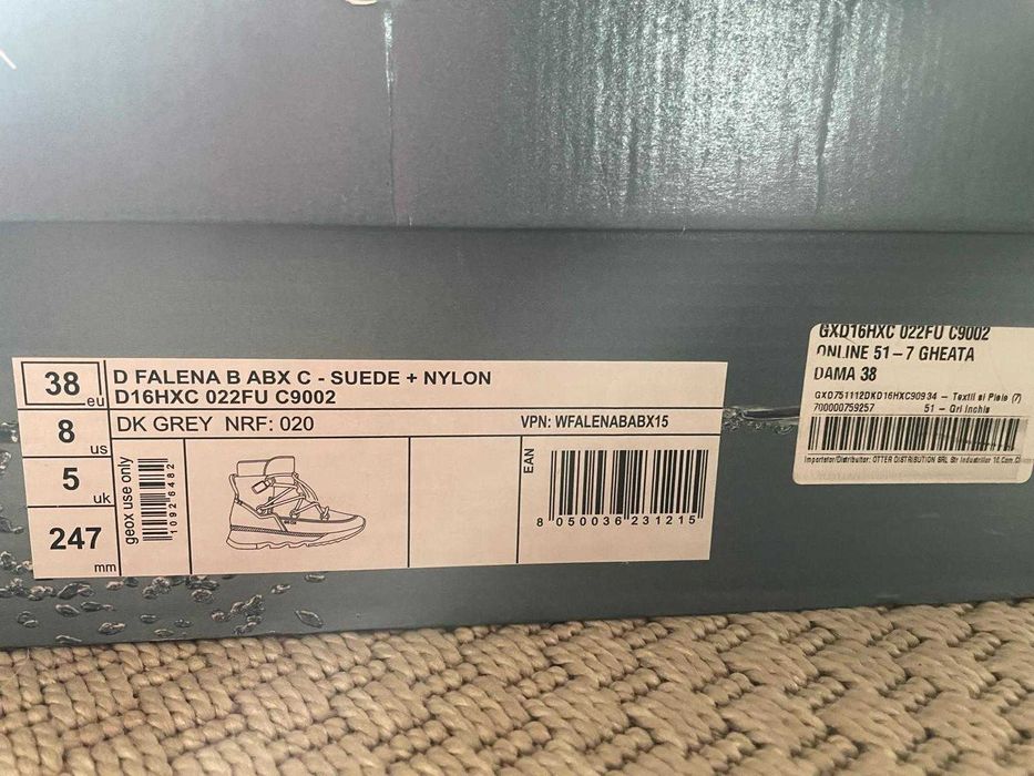 GHETE de dama, marca GEOX,marimea 38,termice,imblanite,stare excelenta