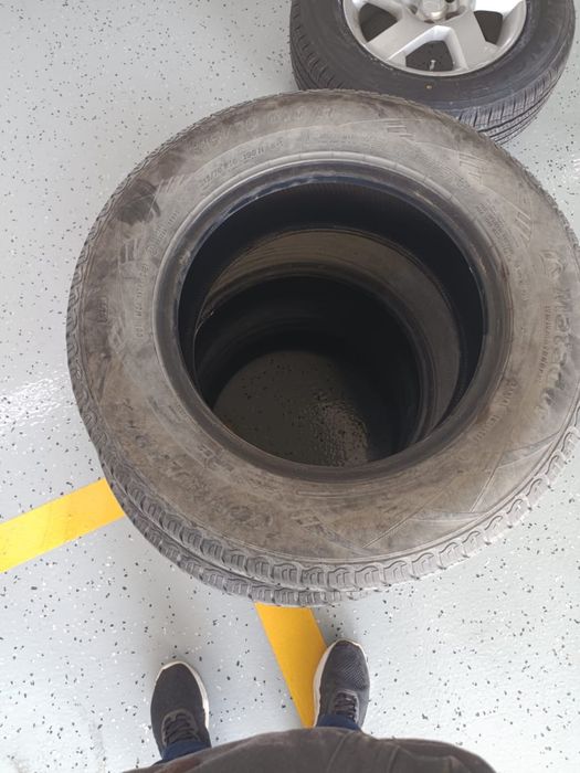 продаются колеса 215/70 R16